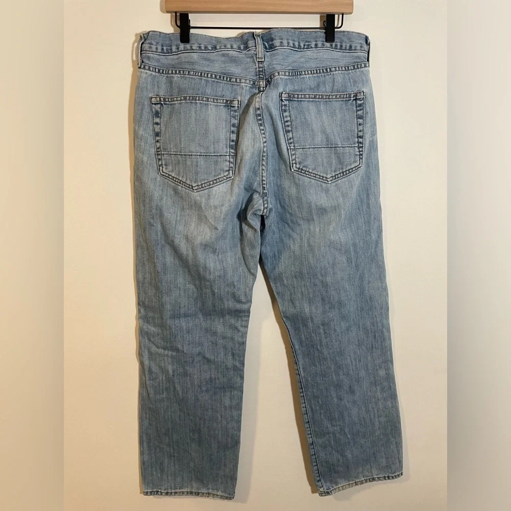 J Crew Light Wash Jeans 36x32 Straight Leg Made in Canada 🇨🇦 - Picture 7 of 10